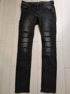 ★H&M　DIVIDED　SUPER SKINNY FIT　ダメージデニム　ブラック　 サイズ:36