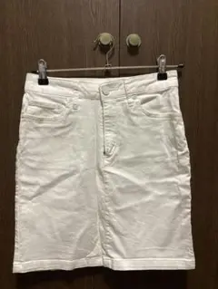 AZUL 膝丈スカート　ホワイトデニム　Sサイズ
