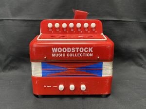 M6182【WOODSTOCK】MUSIC COLLECTION ウッドストック キッズアコーディオン アメリカンアンティーク調 デザイン 動作品