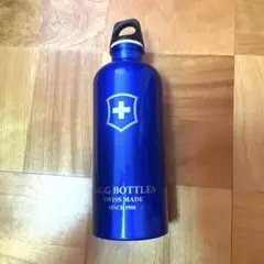 ★極美品★ sigg シグ　ウォーターボトル　水筒　スイスエンブレムタッチ　青