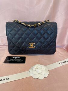 CHANEL マトラッセ ショルダーバッグ ラムスキン ココマーク シャネル ゴールド金具 チェーンショルダーバッグ　ネイビー