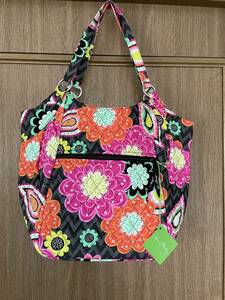 ★58a 日本未発売！新品タグ付き Vera Bradley Crescent Handbag Ziggy Zinnia アメリカ直営店購入★ ヴェラブラッドリー アメリカ直輸入