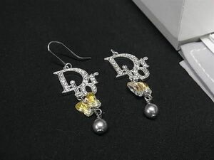 1円 ■美品■ ChristianDior クリスチャンディオール ラインストーン パール ピアス アクセサリー レディース シルバー系 AY4699