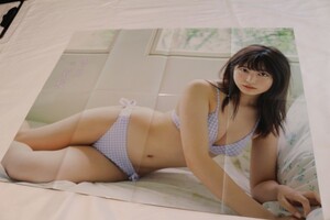 両面ポスター 吉田莉緒