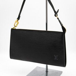 ルイヴィトン ポシェット エピ アクセソワール ポーチ ヴィトン Louis Vuitton コンパクト ブラック