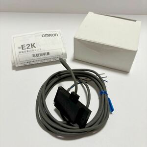 OMRON E2K-F10MC1 フラットタイプ近接センサ