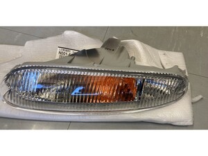 新品 未使用 MAZDA ユーノスロードスター 純正 フロント ウィンカーレンズ STANLEY 041-0669 左側　N001-51-07XB