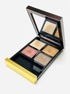 【送料込】TOM FORD BEAUTY　トムフォードビューティー　アイカラークォード 　ケース横6.8cm×縦10cm　30 アラベスク　コスメ　6447039