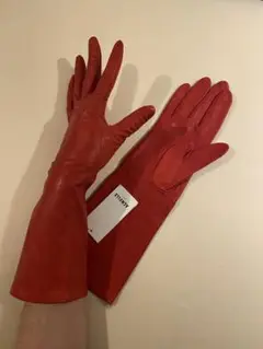 Women’s red leather glove 赤いレザーの女性用手袋