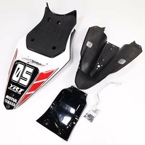 YZF-R1 12- RN23 クレバーウルフ シートカウル！E025YA