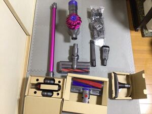 Dyson V6 Cord-Free Pro SV07 ダイソン 掃除機 コードレスクリーナー Fluffy フラフィーヘッド付き 中古 一部未使用 動作確認済み