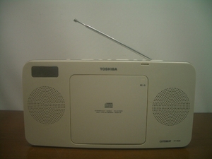 ◆TOSHIBA　東芝　CDラジオ　CUTE BEAT TY-CR20　通電確認済　　