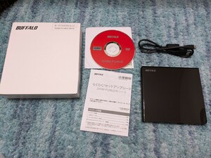 0606u1945　バッファロー BUFFALO ポータブルDVD/CDドライブ USB2.0規格 ブラック DVSM-PLV8U2-BK/N