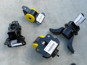 TOYOTA トヨタ MR-S ZZW30 エンジンマウント エンジンマウントインシュレーター 1台分 4個セット INSULATOR ENGINE MOUNTING JDM JAPAN