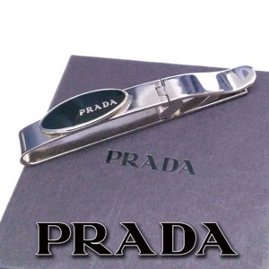 【美品】プラダ タイピン PRADA タイクリップ タイバー タイ留め メタル シルバー メンズ 箱 ap8887【一撃即決】