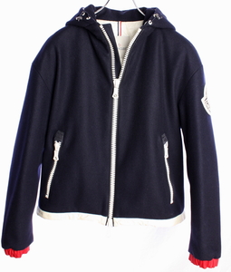 名作　モンクレール × AMI　デカワッペン ウール ダウン ジャケット 国内正規品 MONCLER #B3