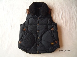 ロストコントロール Mouton Collar Down Vest 黒1(GERUGA CELT&COBRA)