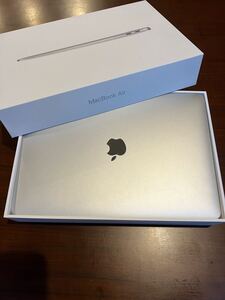 MacBook Air 13-inch 2018 シルバー　256GB