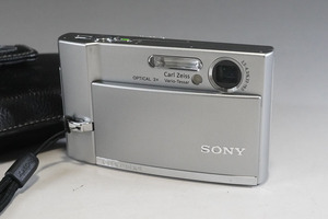 1円~【a207】SONY／ソニー　DSC-T50　Cyber Shot／サイバーショット　シルバー　専用ケースあり　美品