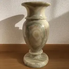 大理石花瓶 緑色とクリーム色の混合 約21cm