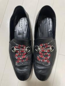 gucci ローファー　スネーク　グッチ　靴　シューズ