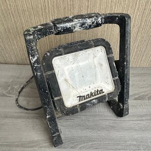 小樽店【中古品】【動作確認済み】【傷、汚れあり】1-16 makita マキタ 充電式LEDスタンドライト ML805 バッテリーなし 本体のみ