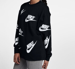 ☆匿名発送☆新品タグ付き Lサイズ 店舗完売 ナイキ 総柄 スウッシュ トレーナー スウェット NIKE AS W NSW CREW FUTURA TOSS アトモス