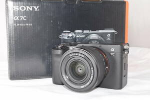 ☆綺麗な展示品☆SONY α7C ILCE-7CL ズームレンズキット☆ブラック☆小型・軽量☆フルサイズ ミラーレス☆元箱一式☆安心の1年保証付