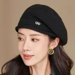 【新品】ベレー帽　ニット帽　韓国　上品　シンプル 　ハンチング　コーデ　黒