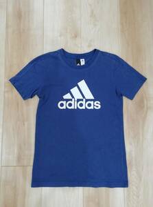 150 綿100％ adidas Ｔシャツ 青　紺 アディダス