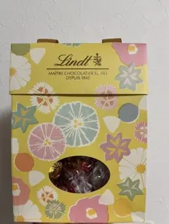 Lindt チョコレート 8個入り 花柄　ジャパンコレクション