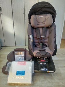 Aprica アップリカ チャイルドシート クルリラ プレミアム 新生児～18kg(6歳くらい) フィットスペーサー新品未開封 ISOFIX 定価7万円