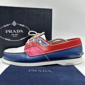 1円 【美品】 PRADA プラダ 【王者の貫禄】 メンズ デッキシューズ シューズ スニーカー 靴 レザー ブルー レッド ホワイト ロゴ 28cm相当