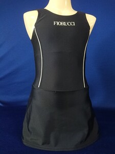 ka_5554s ★定形外 配送★ FIORUCCI フィオルッチ 光沢 ネイビー 白ライン ハイカット ミニスカート 競泳水着 130