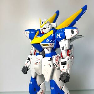 MG 1/100 V2ガンダム Ver.Ka 塗装完成品