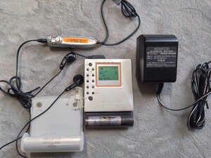 KENWOOD　DMC−M7R PORTABLE　MD RECODER