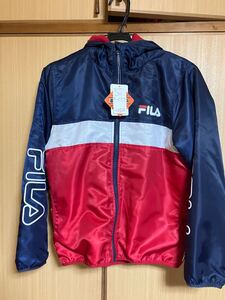 未使用品　ナイロンジャケット　裏フリース　150 FILA