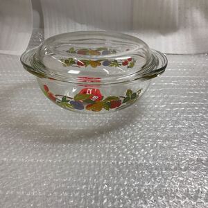 パイレックス PYREX 岩城硝子　耐熱ガラス　蓋付き　 昭和レトロ　両手鍋　フルーツ柄