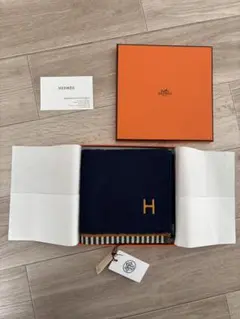 HERMES ネイビー ハンカチ Hロゴ