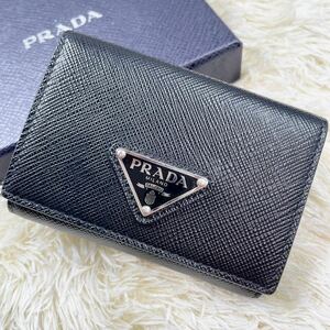 【現行 極美品】PRADA プラダ メンズ ビジネス 財布 三つ折り ウォレット 三角ロゴ トライアングル 金具 サフィアーノ レザー 本革 黒