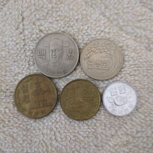 外国コイン 昔の韓国硬貨 1970年代