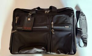 TUMI ショルダーバッグ　中古