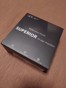 QDC　SUPERIOR　Piano black　有線イヤホン