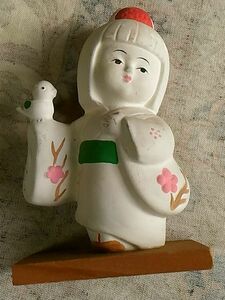 中古 日本人形 焼き物 陶器 和人形 竜宮 瀬戸物 博多人形？ 昭和レトロ 高さ約11cm used