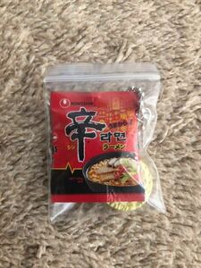 農心ダブルチャームコレクション　辛ラーメン 美品