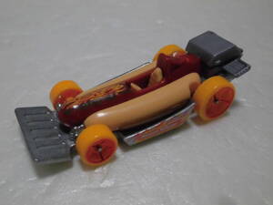 ホットウィール 2018ベーシック ストリート ウィンナー ミニカー ホットドッグHot Wheels STREET WIENER 