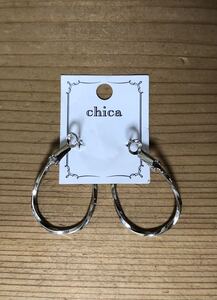 ピアス★シルバー色★chica★しずく型★約3.5cm