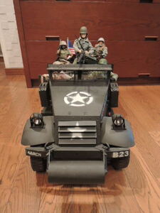 【同封発送不可・お取り置き不可・車体すべて金属製】1/6 M3装甲車（M3 Scout Car、M3スカウトカー）＆おまけの兵隊さん５体