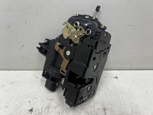 ◆ VW ニュービートル 9C 01年 9CAQY 右ドアロックソレノイド/アクチュエーター 3B2837016A (在庫No:A38838)