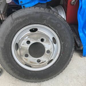 タイヤ付きホイールBRIDGESTONE195/85R16TOPYスチールホイール　16×5.5J ５穴　JIS規格　未使用タイヤ